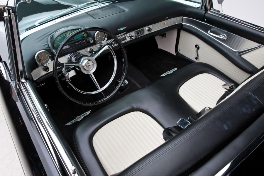 Ford Thunderbird Black 1956 года  (фото 19 из 21)